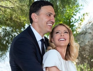 Η φωτογραφία που ανέβασε ο Βασίλης Κικίλιας από τον γάμο του με την Τζένη Μπαλατσινού: «Η γυναίκα μου» (φωτο)